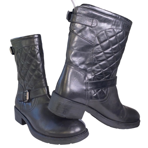 NWT Aquatalia Black Quilted Leather Moto Boots size 9 - Picture 5 of 11